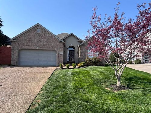 311 Augusta Ave, Bowling Green, KY, 42103-2538 | Card Image