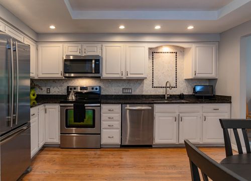 11270 36th Pl N, Plymouth, MN, 55441-1471 | Card Image