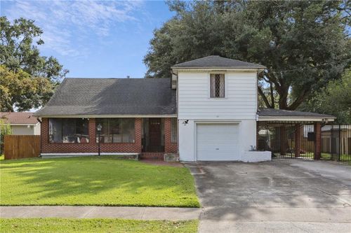 21 Holly Dr, Gretna, LA, 70053-4852 | Card Image