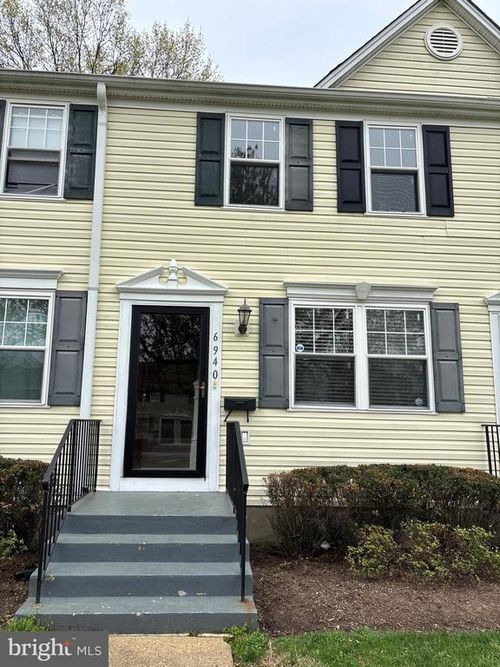 6940 Hawthorne St, Landover, MD, 20785-3447 | Card Image