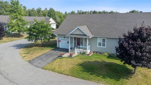 650 Country Trail Pvt, Carlsbad Springs, ON, K0A1K0 | Card Image