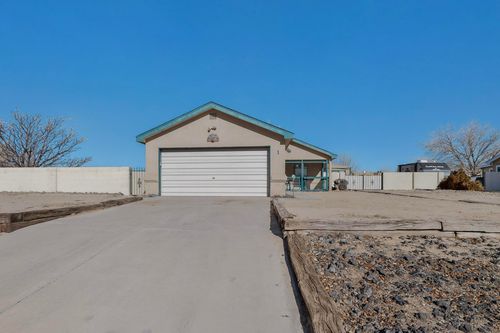 1 El Tigre Dr, Los Lunas, NM, 87031-7913 | Card Image