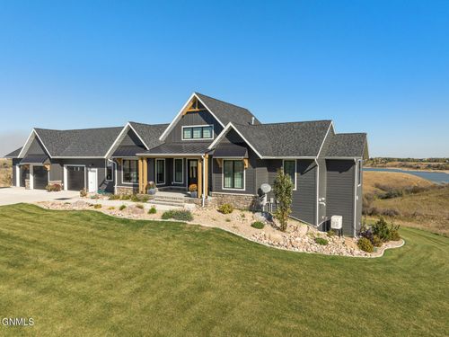 1344 42k Ave Nw, Garrison, ND, 58540-2600 | Card Image