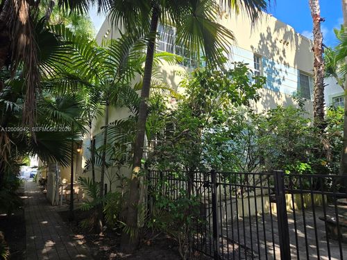 2-1219 Meridian Ave, Miami Beach, FL, 33139-4419 | Card Image