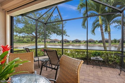 8450 Volaro Way, NAPLES, FL, 34114-2822 | Card Image