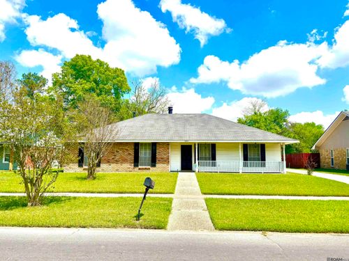 1847 Stonewood Dr, Baton Rouge, LA, 70816-2861 | Card Image