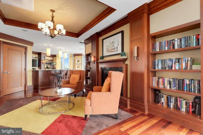 APT-1017 - 8220 Crestwood Heights Dr, Condo with 2 bedrooms, 2 bathrooms and null parking in MCLEAN VA | Image 12