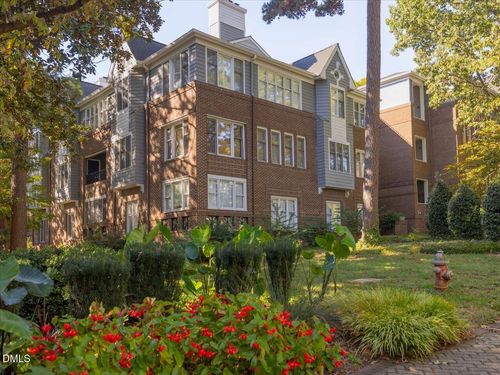 unit-304-741 Bishops Park Dr, Raleigh, NC, 27605-1264 | Card Image