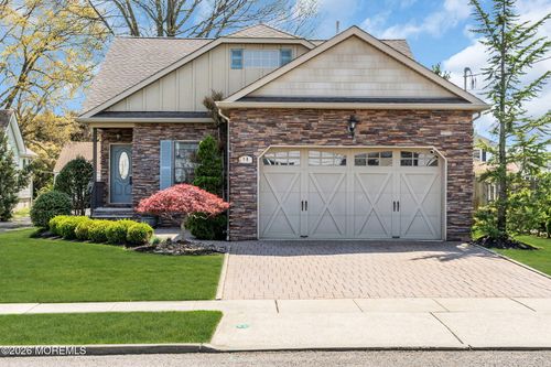 90 Saint Peters Pl, Keyport, NJ, 07735-1441 | Card Image