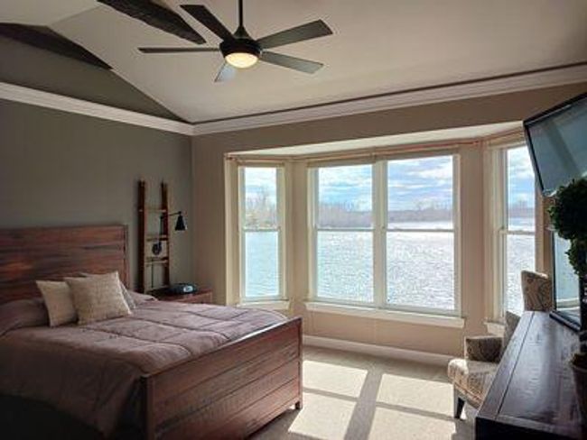 935 Stony Lake Ct, Condo with 2 bedrooms, 3 bathrooms and null parking in Oxford MI | Image 12