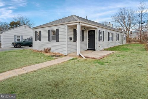 704 Harwood Road, WILMINGTON, DE, 19804 | Card Image