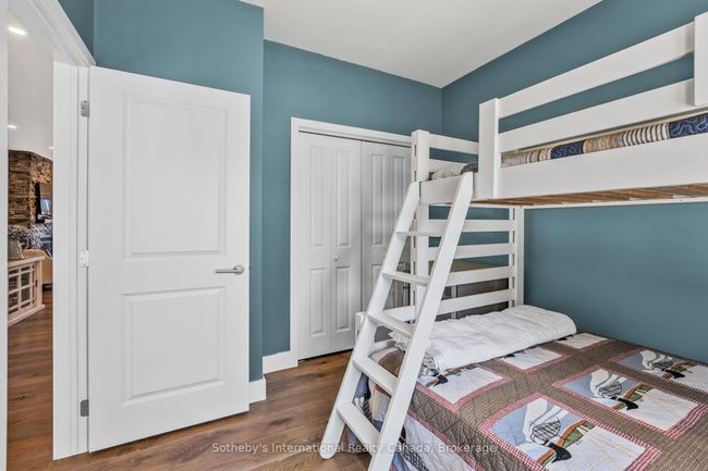 207 - 97D Joseph St, Condo with 4 bedrooms, 3 bathrooms and 2 parking in Port Carling ON | Image 11