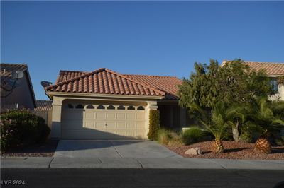 8208 Bermuda Beach Drive, House other with 3 bedrooms, 2 bathrooms and null parking in Las Vegas NV | Image 1