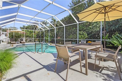 258 Monterey Dr, NAPLES, FL, 34119-4624 | Card Image