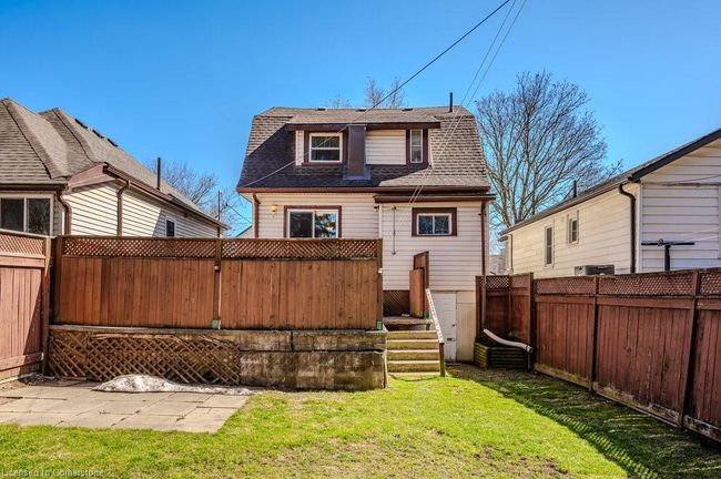 22 Simcoe St, House other with 3 bedrooms, 2 bathrooms and 2 parking in Guelph ON | Image 35