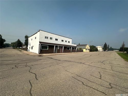 331 Railway Ave, Bredenbury, SK, S0A0H0 | Card Image