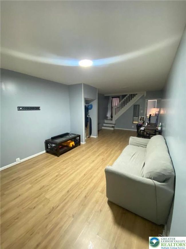 522 N Jordan St, Townhouse with 4 bedrooms, 1 bathrooms and null parking in Allentown PA | Image 5