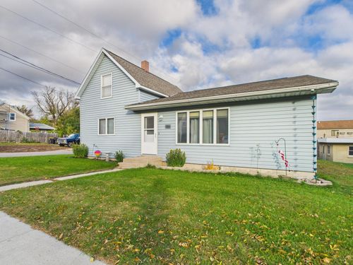 605 Wollan St, Starbuck, MN, 56381-9747 | Card Image