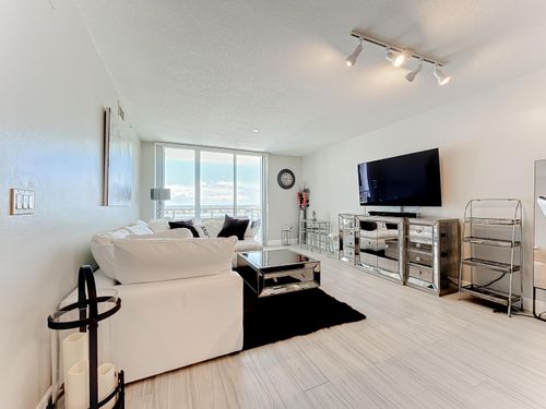 1212-1551 N Flagler Dr, West Palm Beach, FL, 33401-3438 | Card Image