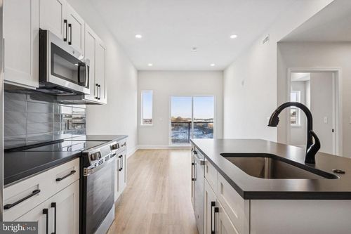 206-2153 E Lehigh Ave, PHILADELPHIA, PA, 19125-1437 | Card Image