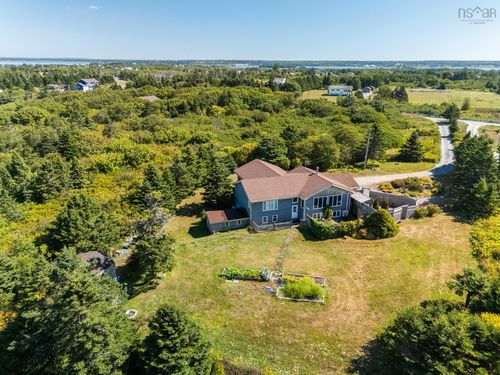 40 Country Lane, Lower West Pubnico, NS, B0W2C0 | Card Image