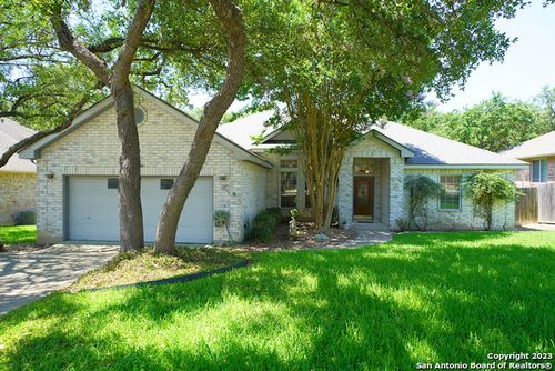 13335 Demeter, Universal City, TX, 78148-2835 | Card Image