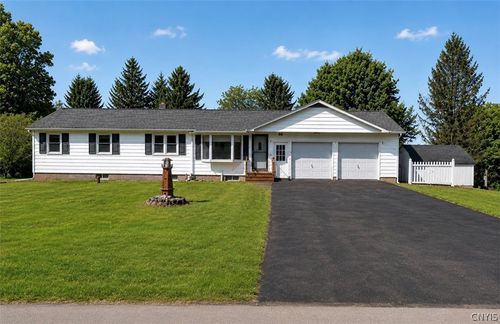 42 Hillview Dr, West Monroe, NY, 13103 | Card Image
