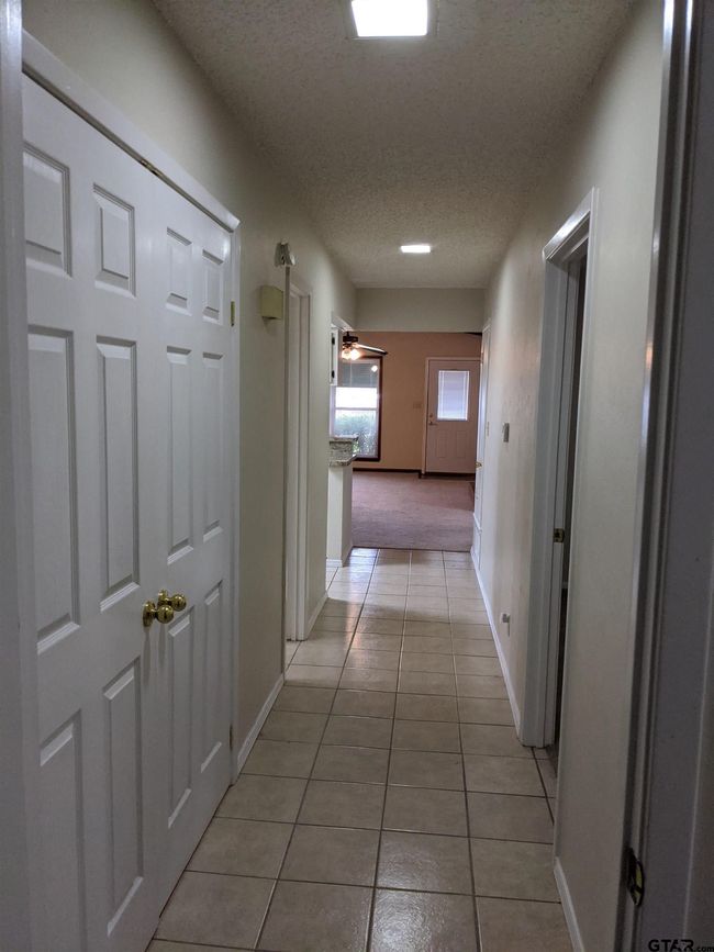 APT-226 - 809 N Broad St, Townhouse with 2 bedrooms, 2 bathrooms and null parking in Chandler TX | Image 13