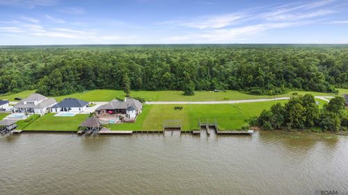 11512 River Highlands Dr, Saint Amant, LA, 70774-5029 | Card Image