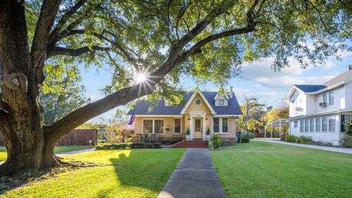 1114 S Crockett St, Sherman, TX, 75090-8514 | Card Image