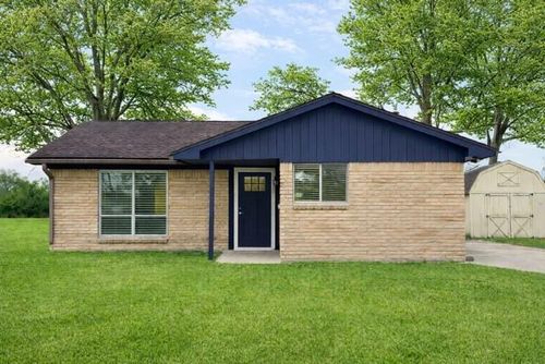 208 Sunset Heights Ave, Dayton, TX, 77535-8825 | Card Image