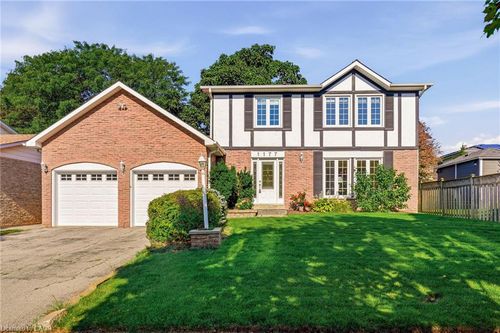 1177 Grand Blvd, Oakville, ON, L6H2V2 | Card Image