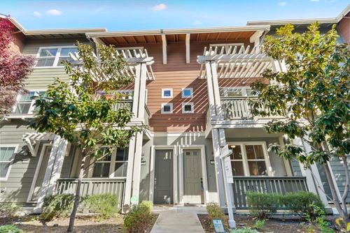 2116 Vincenzo Walkway, San Jose, CA, 95133-3227 | Card Image
