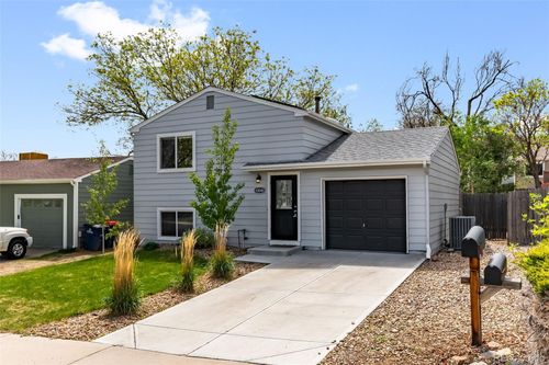 10040 Holland Ct, Broomfield, CO, 80021-3838 | Card Image