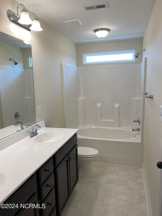 411 Justice Farm Dr, Townhouse with 2 bedrooms, 3 bathrooms and null parking in Sneads Ferry NC | Image 9