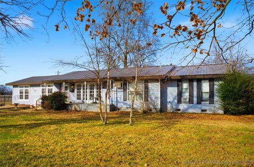 625 Allison Ave, Stilwell, OK, 74960-2207 | Card Image