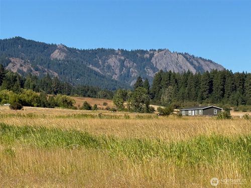 141 Tetons Ln, Cle Elum, WA, 98922-2801 | Card Image