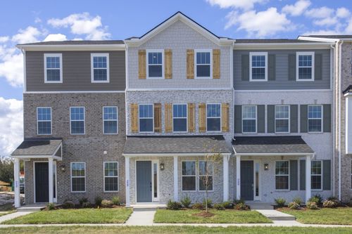 150 Barton Village Blvd, Lebanon, TN, 37090-2226 | Card Image