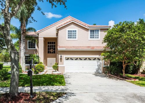 584 Cambridge Dr, Weston, FL, 33326-3561 | Card Image