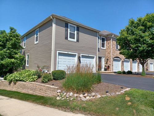 201a-477 Village Green Rd, Naperville, IL, 60540-5259 | Card Image