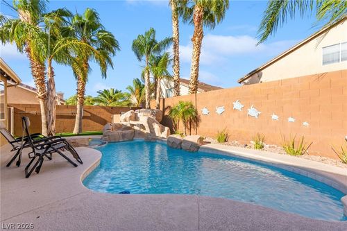 496 Grassrange Ln, Henderson, NV, 89052-2656 | Card Image