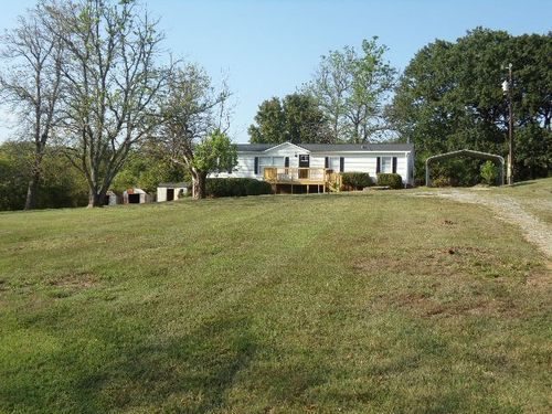 998 Corum Hill Rd, Castalian Springs, TN, 37031-4647 | Card Image