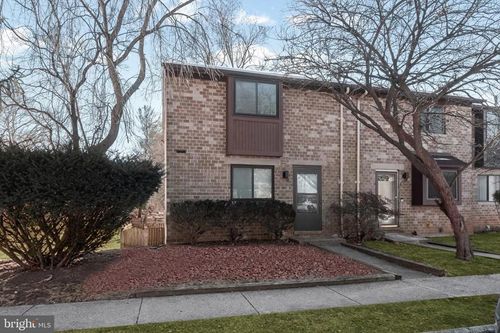 7047 Knighthood Ln, COLUMBIA, MD, 21045-4819 | Card Image