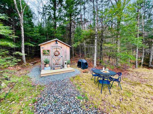 1854 Vt Route 9 West, Marlboro, VT, 05344 | Card Image