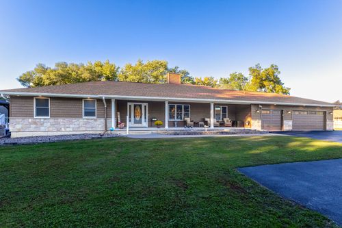 1215 53rd Street, Moline, IL, 61265 | Card Image