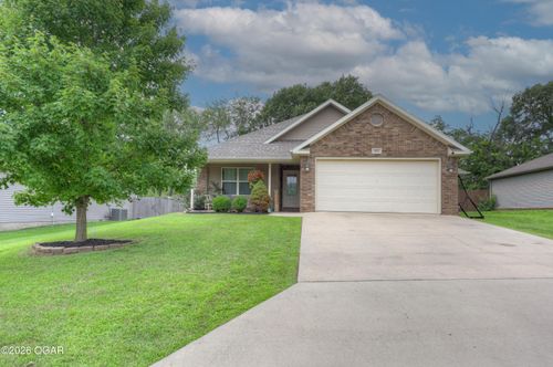112 N Saint Claire Court, Joplin, MO, 64801 | Card Image