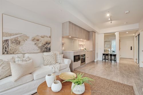 417-28 Ann St, Mississauga, ON, L5G3G1 | Card Image