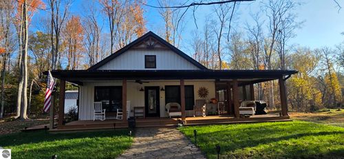 2049 Indian Trail, Evart, MI, 49631 | Card Image