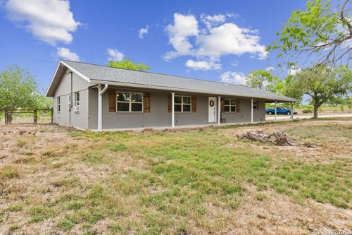748 Fm 2102, Kenedy, TX, 78119-4227 | Card Image