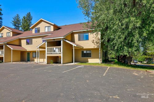 107-300 Washington St, Mccall, ID, 83638 | Card Image